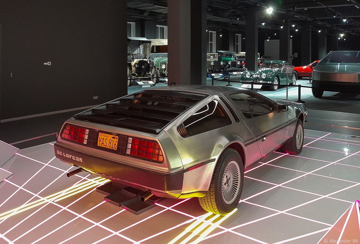 Свердловская область, № YAS 816 — DeLorean DMC-12 '81-83