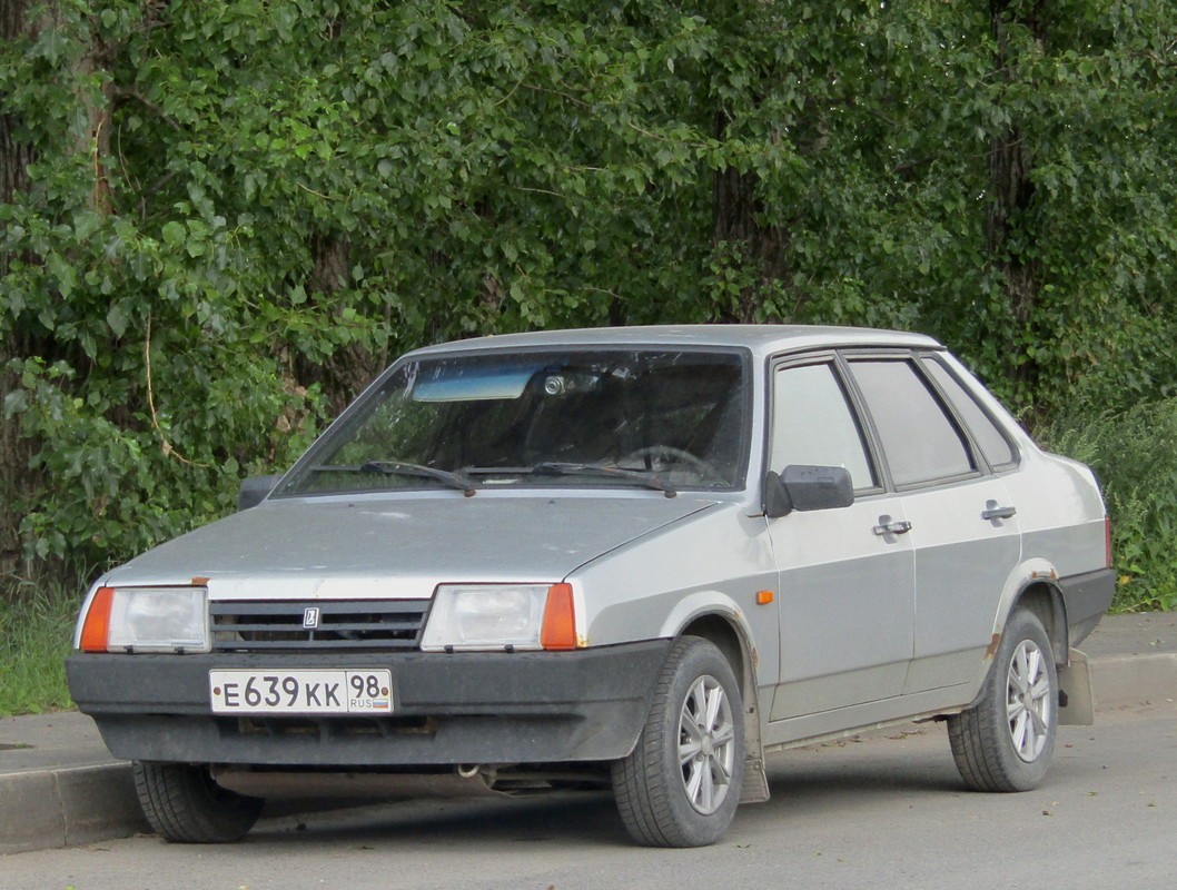 Санкт-Петербург, № Е 639 КК 98 — ВАЗ-21099 '90-04