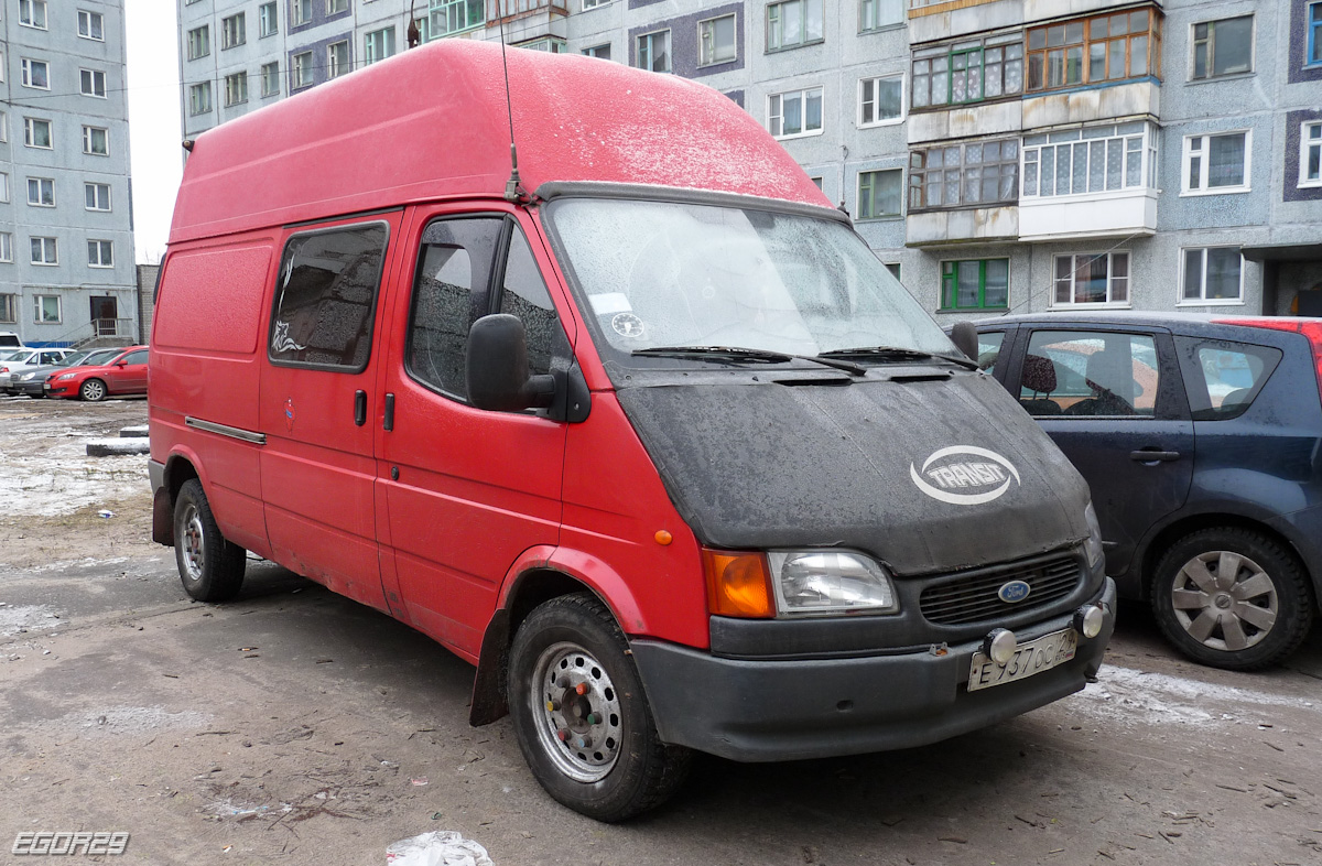 Архангельская область, № Е 937 ОС 29 — Ford Transit (3G, facelift) '94-00