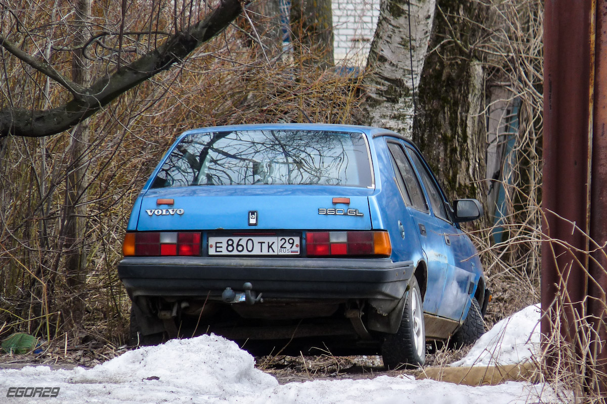 Архангельская область, № Е 860 ТК 29 — Volvo 360 '83-91