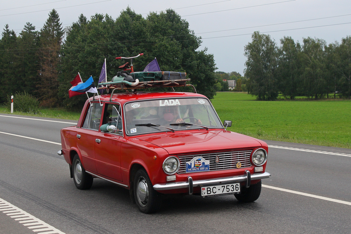 Латвия, № BC-7536 — ВАЗ-2101 Жигули '70-83; Литва — Baltijos kelias 35