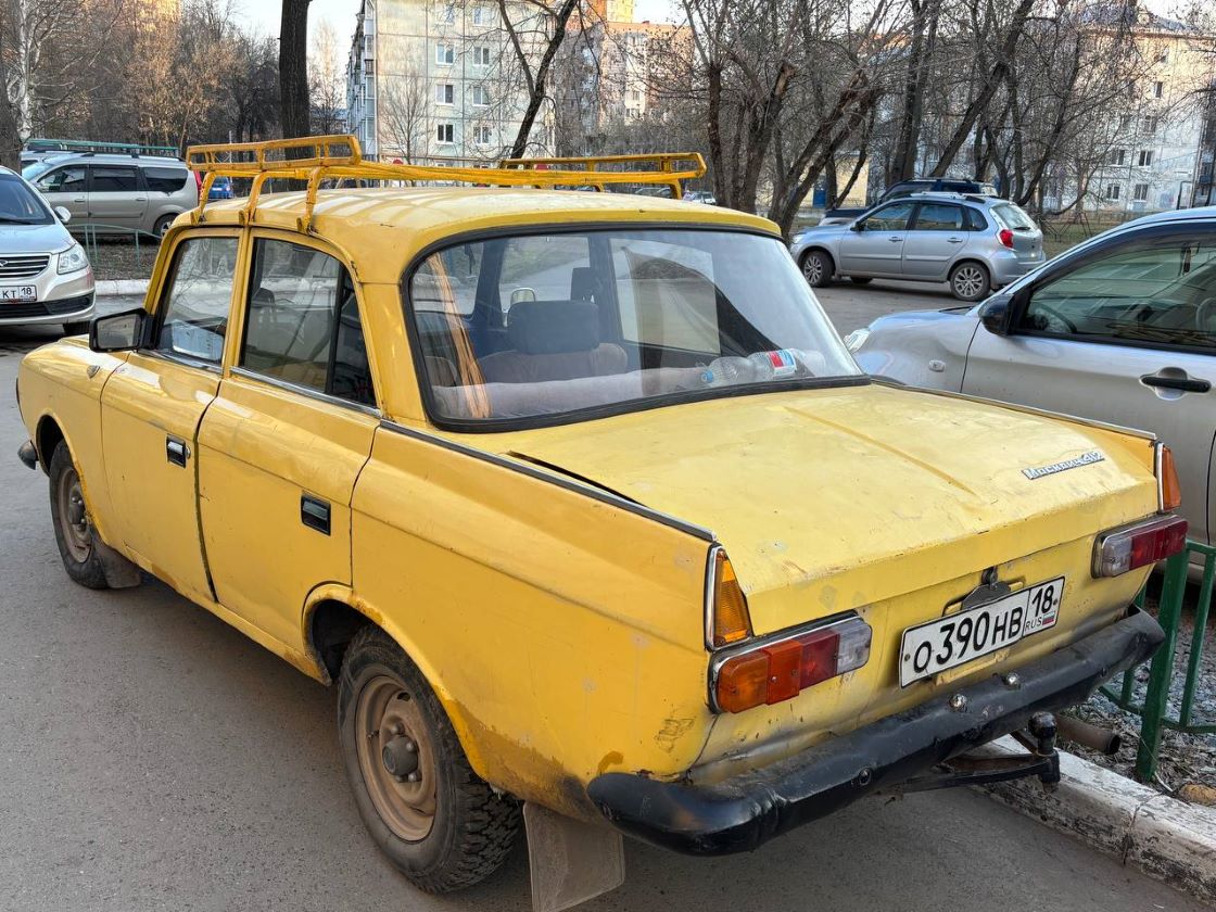 Удмуртия, № О 390 НВ 18 — Москвич-412ИЭ-028 (Иж) '82-01
