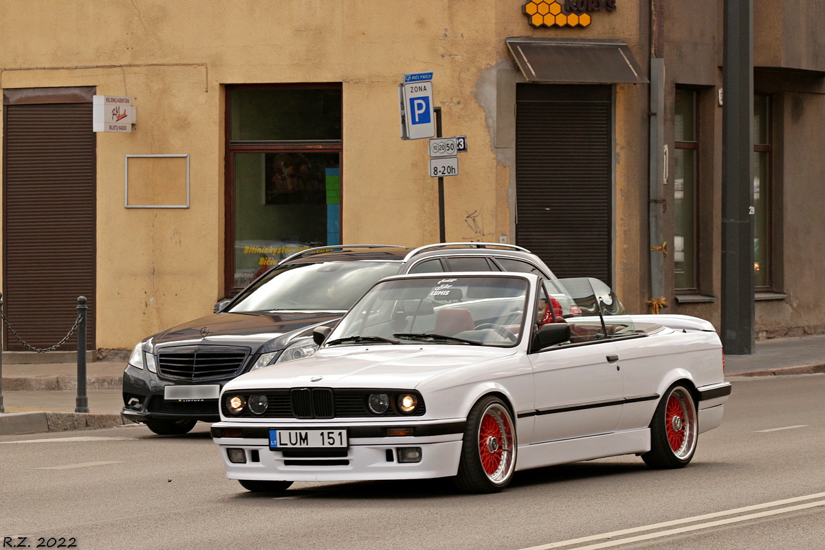 Литва, № LUM 151 — BMW 3 Series Cabrio (E30) '83-93