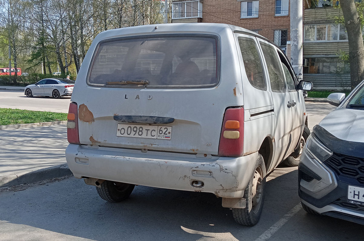 Рязанская область, № О 098 ТС 62 — ВАЗ-21204 Надежда '02-05