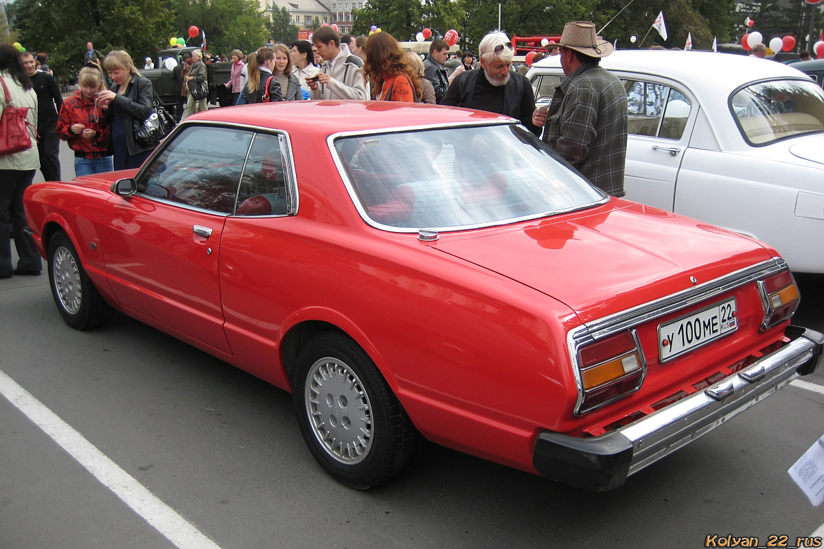 Алтайский край, № У 100 МЕ 22 — Toyota Chaser (X30/X40) '77-80; Алтайский край — Выставки ко дню города Барнаул, 2010 г.