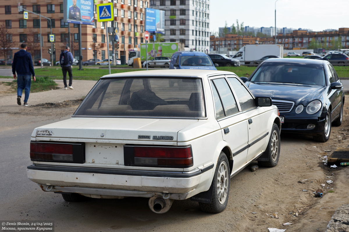 Свердловская область, № Е 410 ЕА 96 — Nissan Bluebird (U11) '83-90