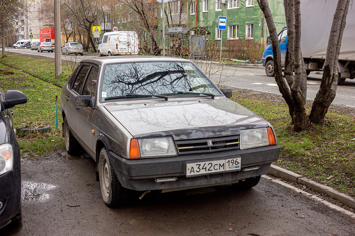 Свердловская область, № А 342 СМ 196 — ВАЗ-21099 '90-04