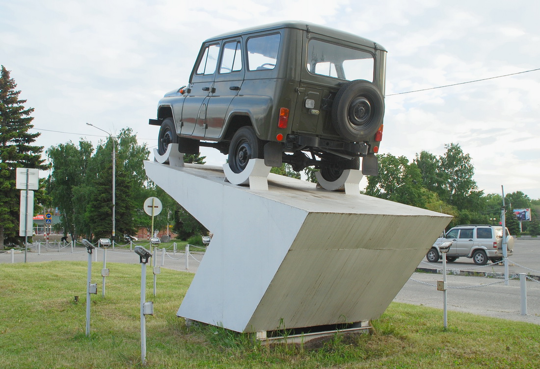 Ульяновская область, № (73) Б/Н 0005 — УАЗ-31512 '85-03; Техника на постаментах, памятники (Ульяновская область)