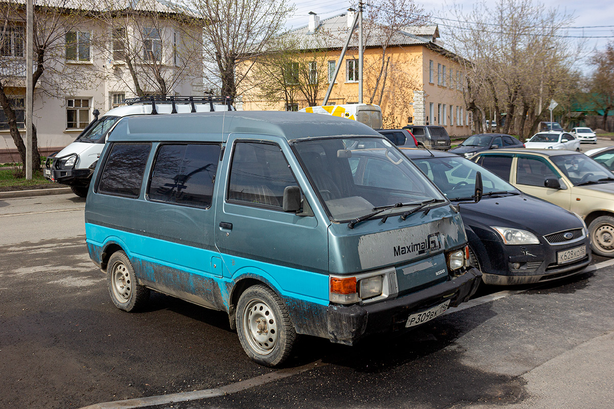 Свердловская область, № Р 309 ВК 196 — Nissan Vanette (C22) '85-94