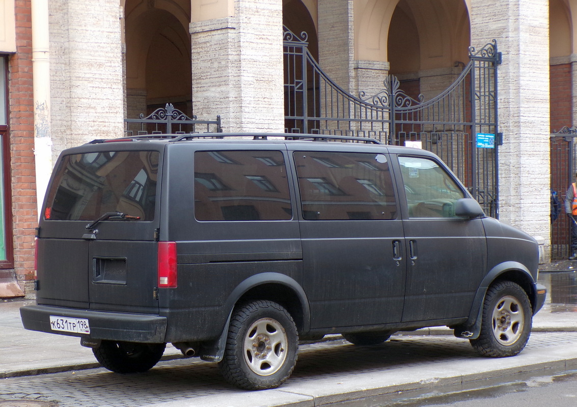Санкт-Петербург, № К 631 ТР 198 — Chevrolet Astro (1G) '85-94