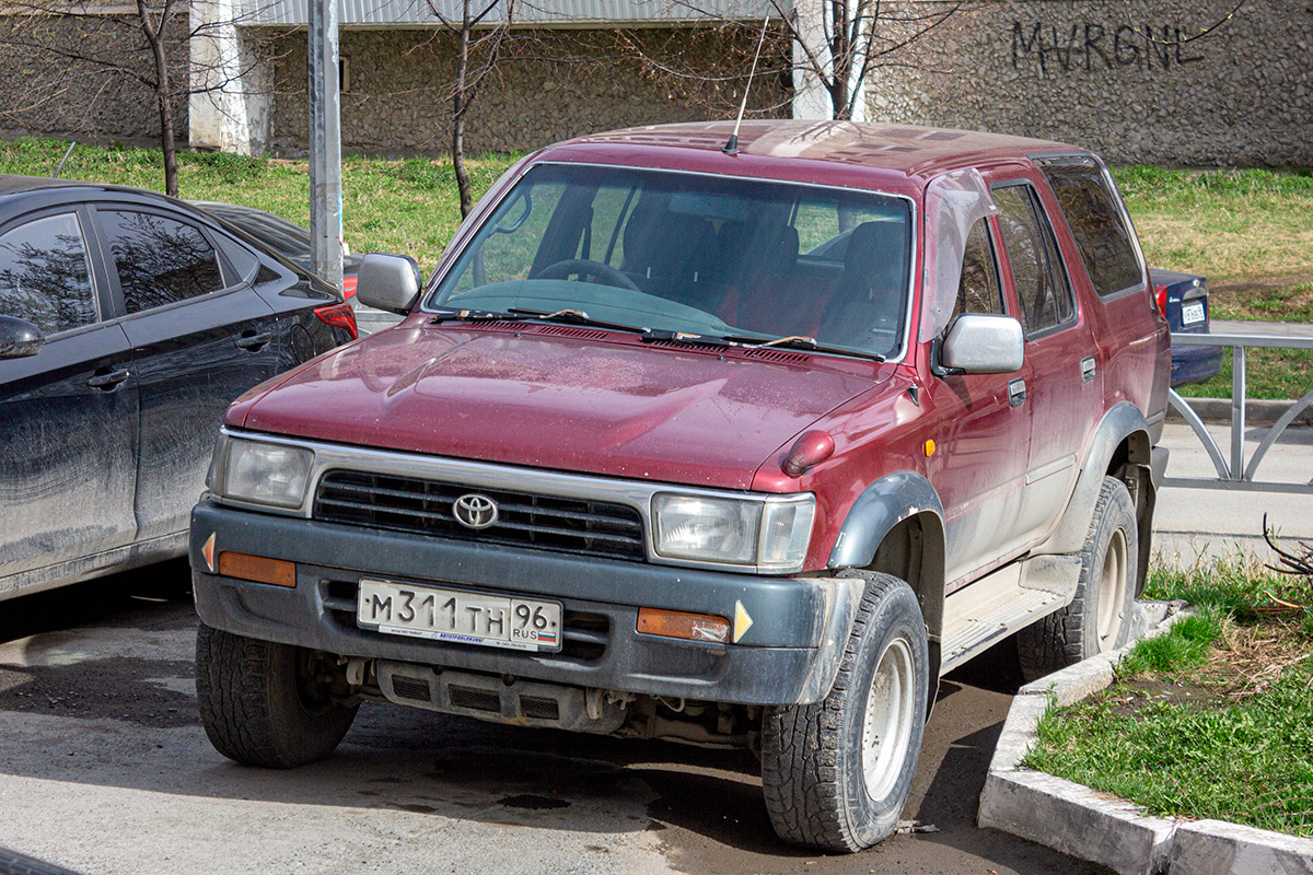 Свердловская область, № М 311 ТН 96 — Toyota Hilux Surf (N120/N130) '89-95