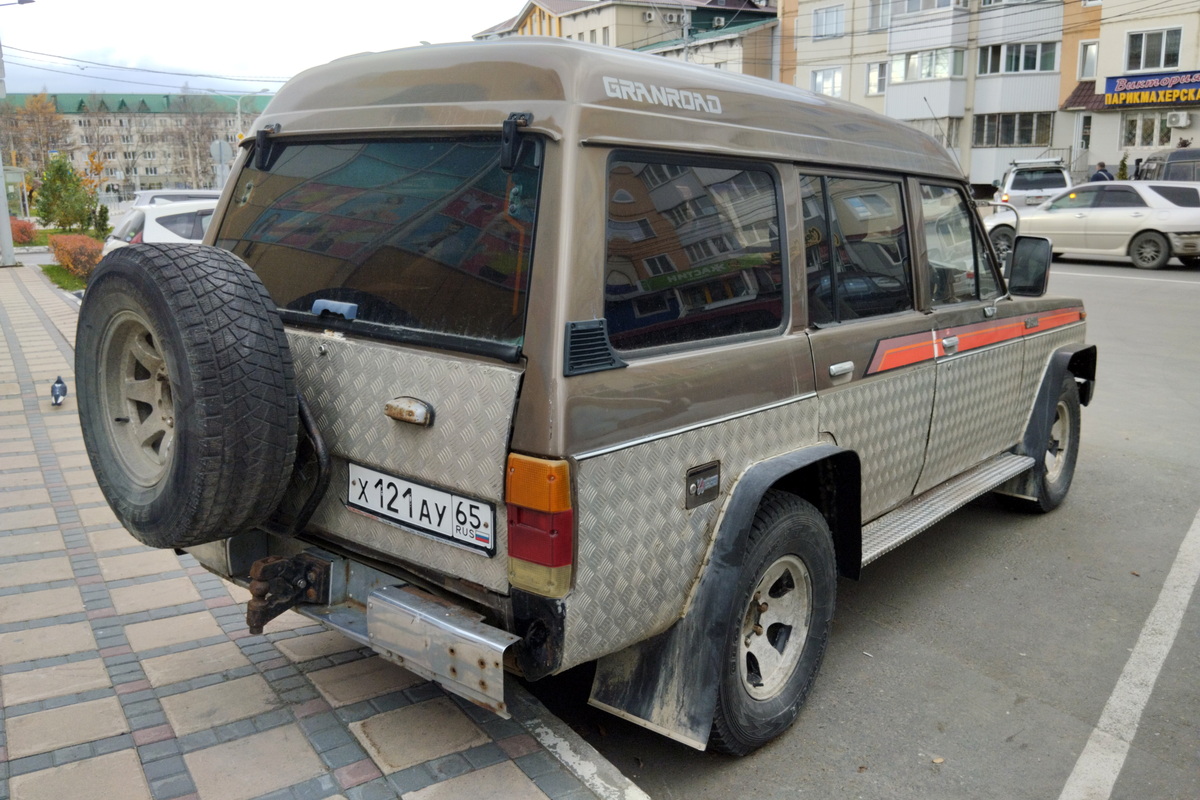 Сахалинская область, № Х 121 АУ 65 — Nissan Safari (160/161) '80-94