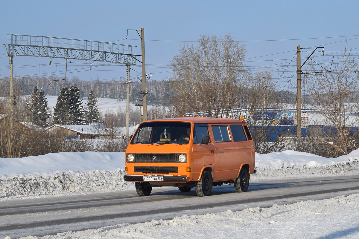 Алтайский край, № Е 499 МН 122 — Volkswagen Typ 2 (T3) '79-92