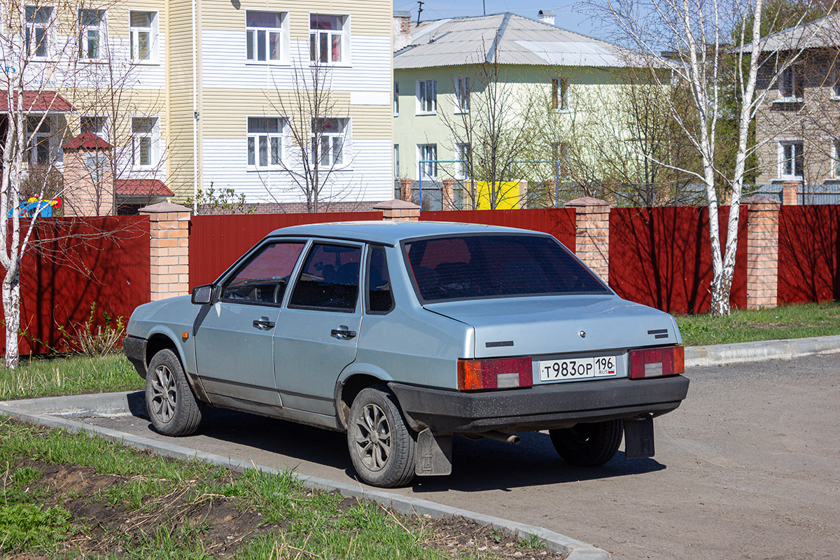 Свердловская область, № Т 983 ОР 196 — ВАЗ-21099 '90-04