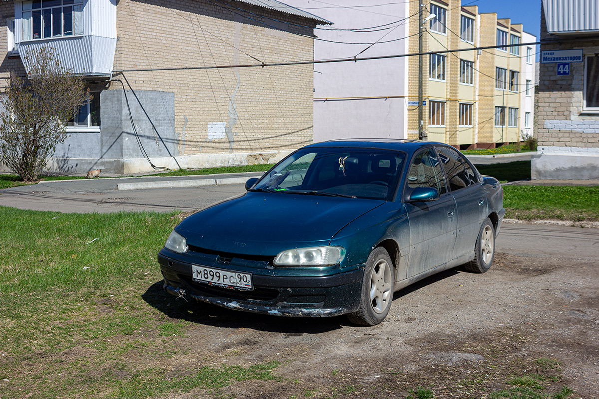 Свердловская область, № М 899 РС 90 — Opel Omega (B) '94-99