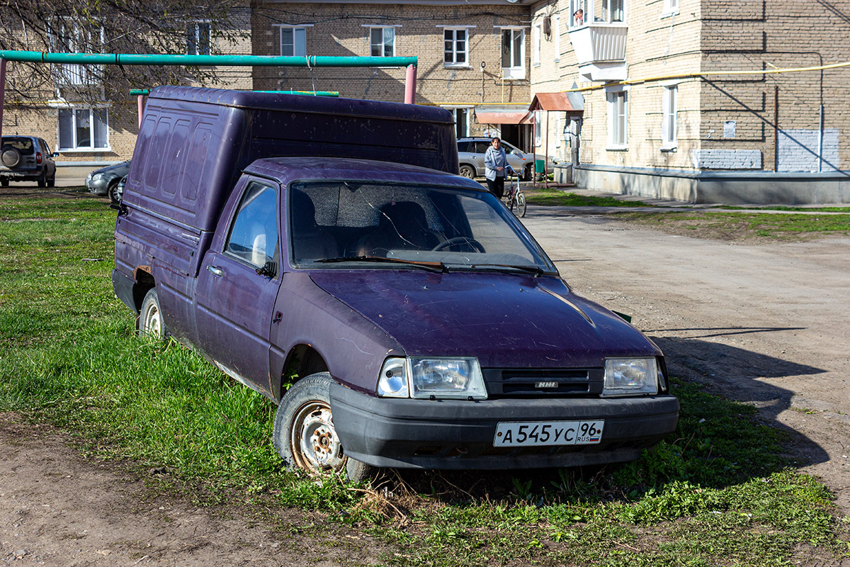 Свердловская область, № А 545 УС 96 — Иж-2717-230 '97-05