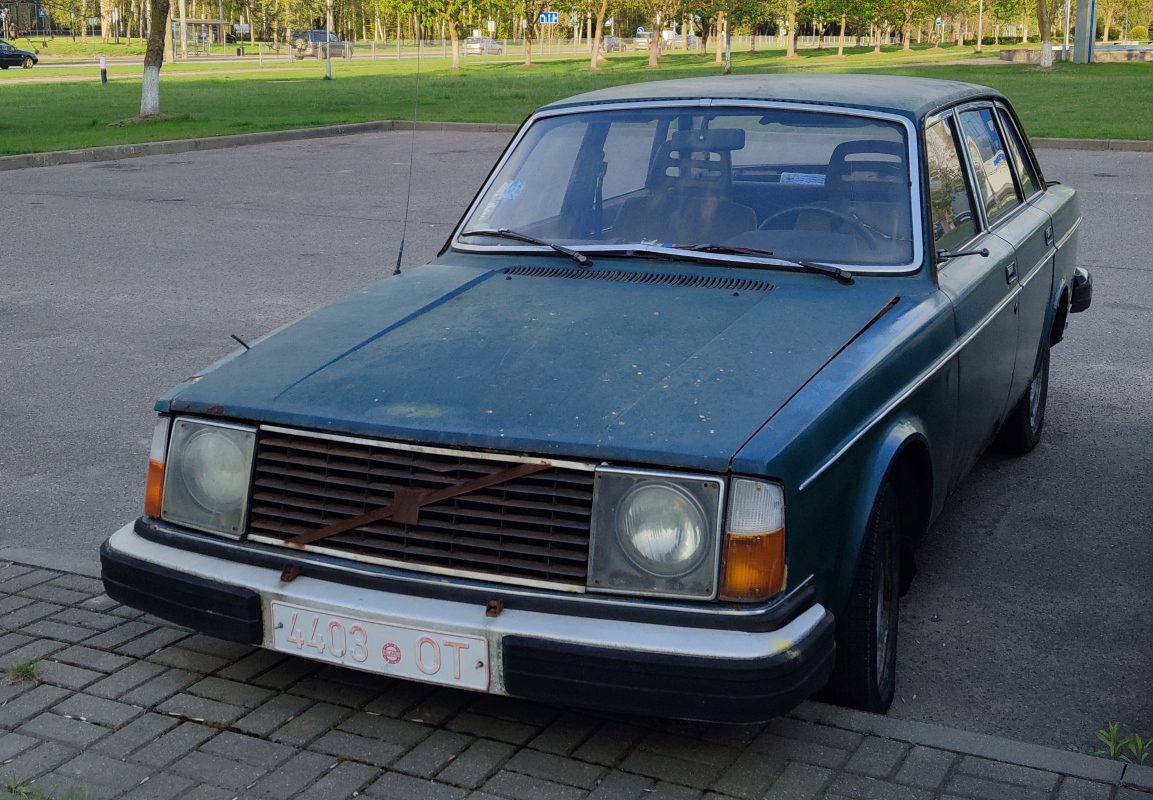 Минская область, № 4403 ОТ — Volvo 240 Series (общая модель)