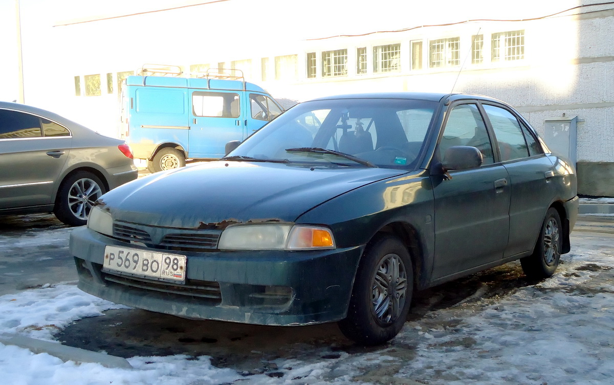 Псковская область, № Р 569 ВО 98 — Mitsubishi Mirage (5G) '95-03