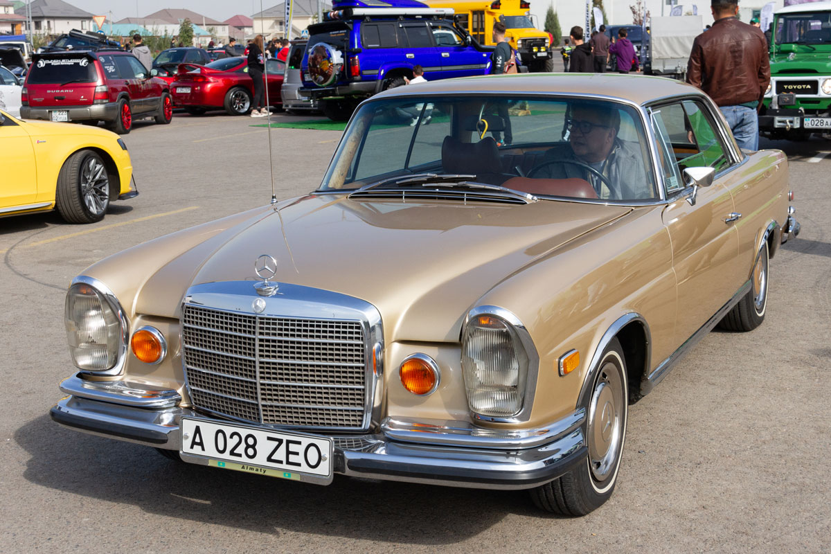 Алматы, № A 028 ZEO — Mercedes-Benz (W111/W112) '59-71