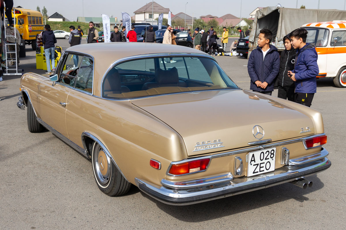 Алматы, № A 028 ZEO — Mercedes-Benz (W111/W112) '59-71