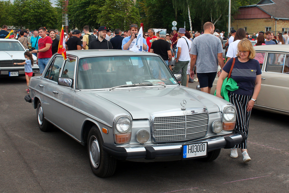 Литва, № H03000 — Mercedes-Benz (W114/W115) '72-76; Литва — Kauno Aviacijos šventė 2024