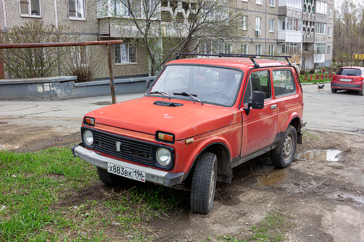Свердловская область, № Х 883 ВК 196 — ВАЗ-2121 Нива '77-94