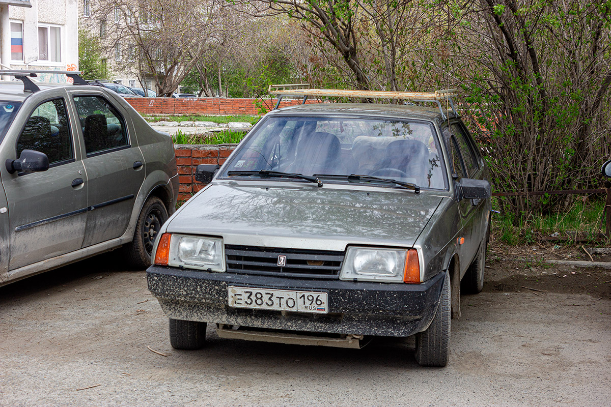 Свердловская область, № Е 383 ТО 196 — ВАЗ-21099 '90-04