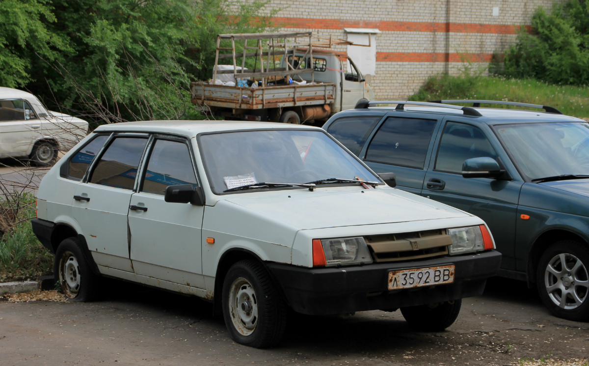 Воронежская область, № Л 3592 ВВ — ВАЗ-2109 '87-93
