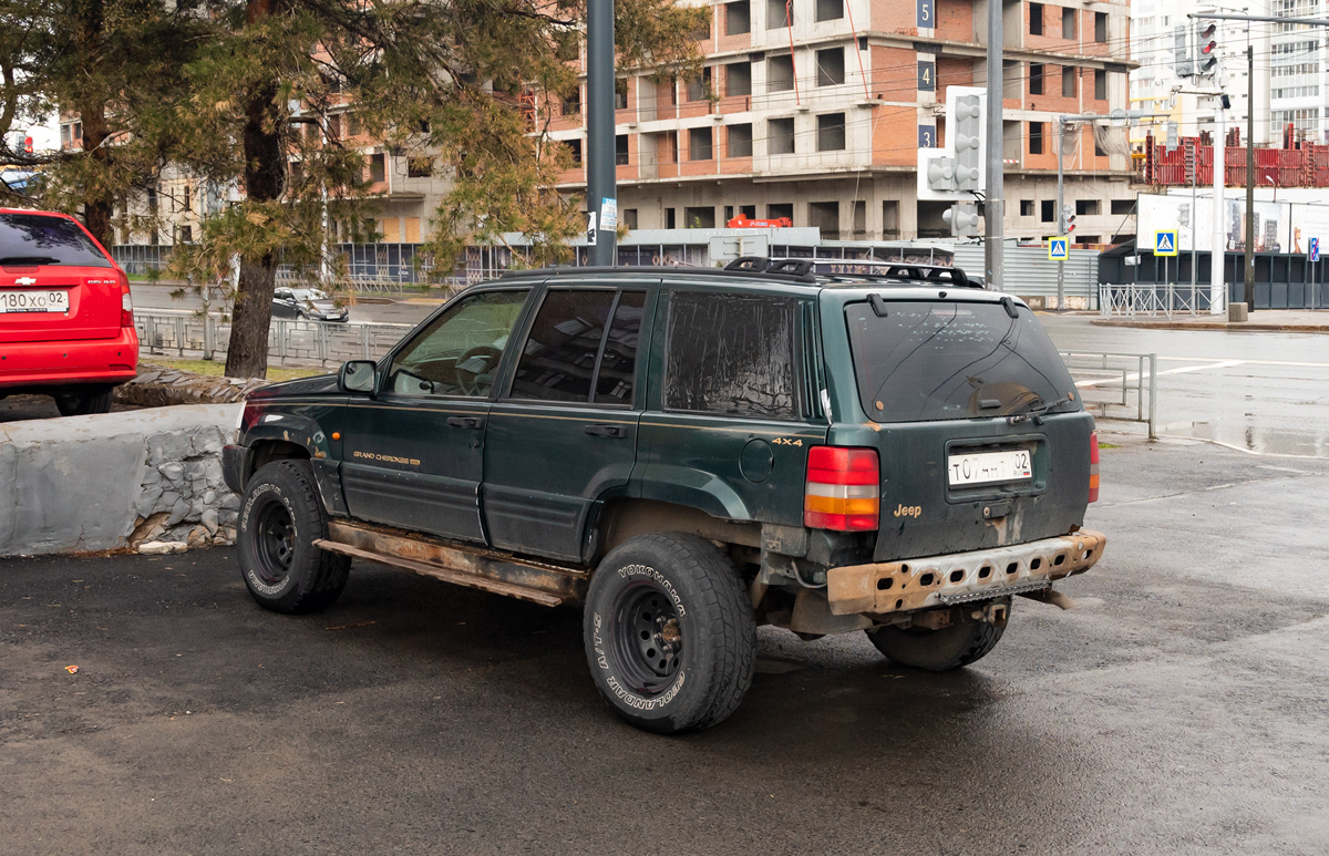 Башкортостан, № Т 074 НТ 102 — Jeep Grand Cherokee (ZJ) '92-98