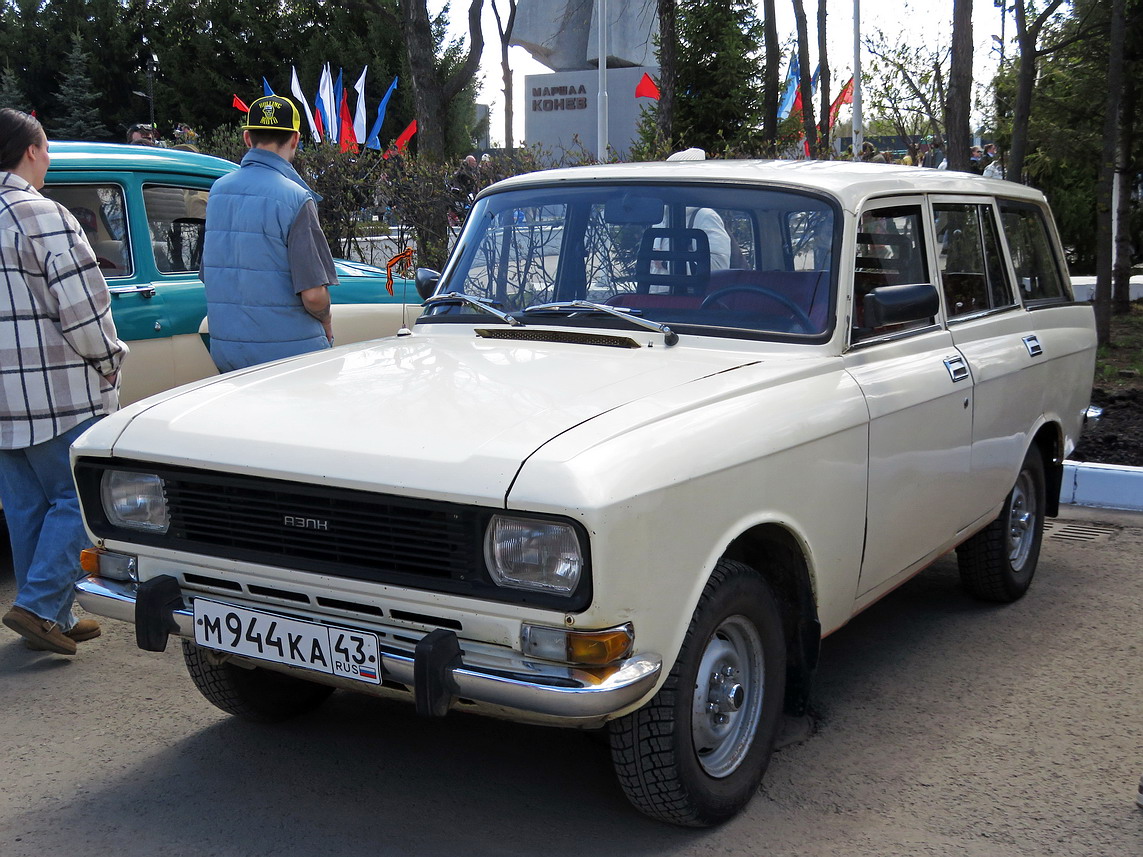 Кировская область, № М 944 КА 43 — Москвич-2137 '76-85; Кировская область — Выставка ретро-автомобилей в Кирове в честь Дня Победы 9 мая 2025 года