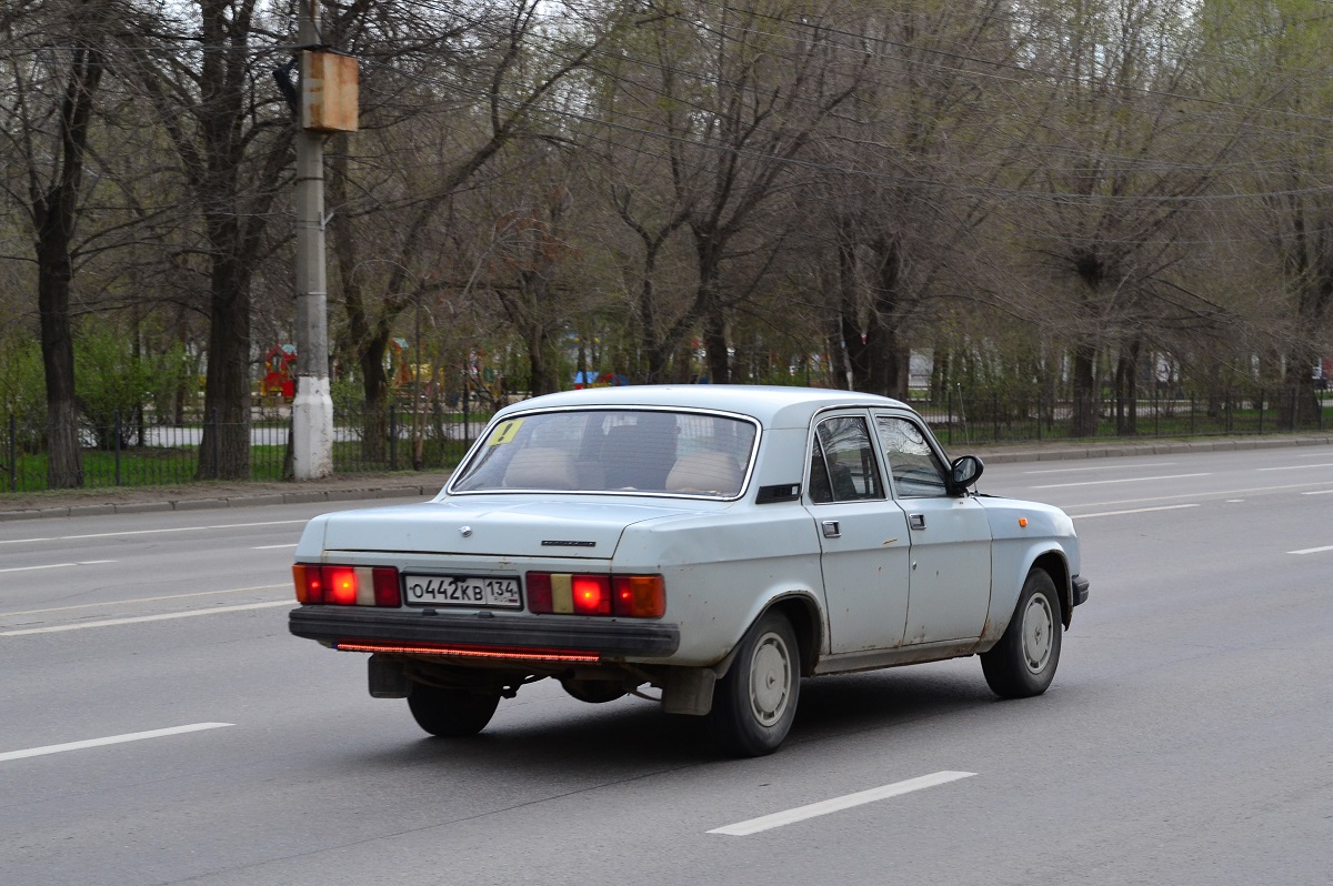 Волгоградская область, № О 442 КВ 134 — ГАЗ-31029 Волга '92-97