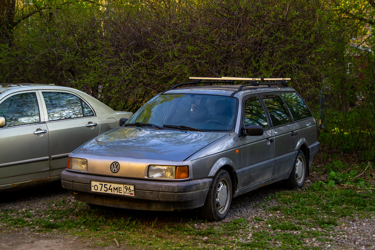 Свердловская область, № О 754 МЕ 96 — Volkswagen Passat Variant (B3) '88-93