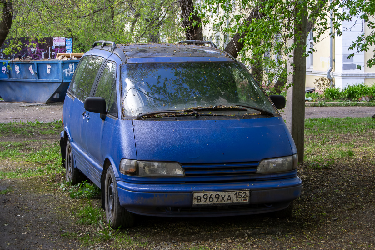 Нижегородская область, № В 969 ХА 152 — Toyota Previa '90-00