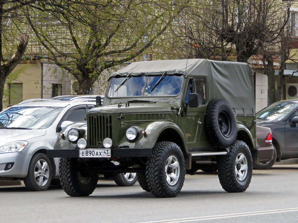 Кировская область, № Е 890 АХ 43 — ГАЗ-69 '53-73; Кировская область — Выставка ретро-автомобилей в Кирове в честь Дня Победы 9 мая 2025 года