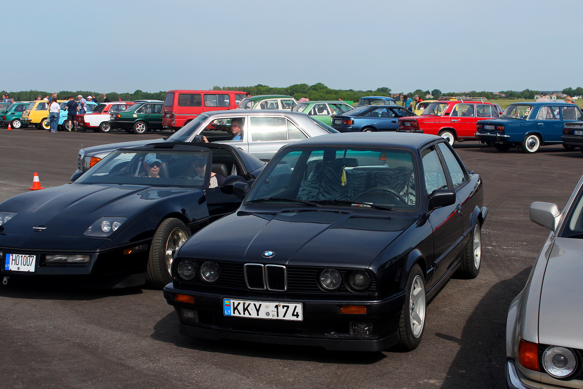 Литва, № KKY 174 — BMW 3 Series Coupe (E30) '82-91; Литва — Retro mugė 2024