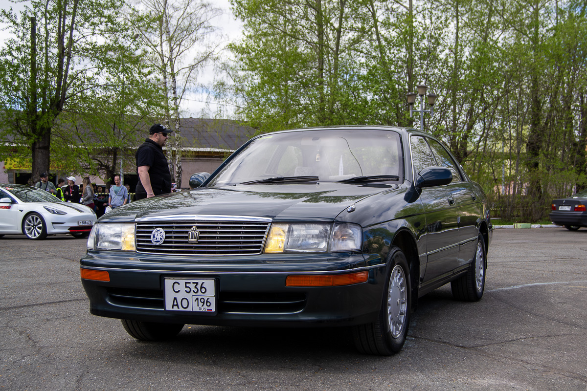 Свердловская область, № С 536 АО 196 — Toyota Crown (S140) '91-95