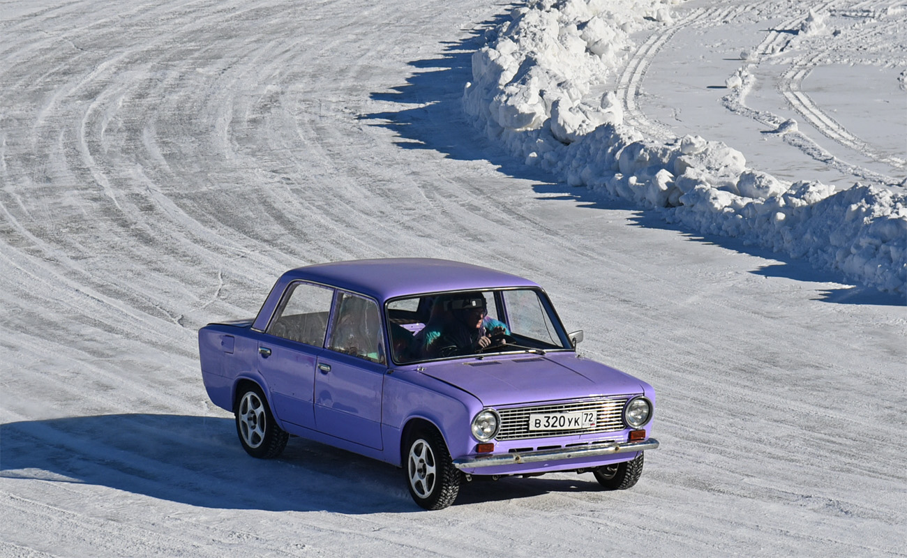 Тюменская область, № В 320 УК 72 — ВАЗ-2101 Жигули '70-83