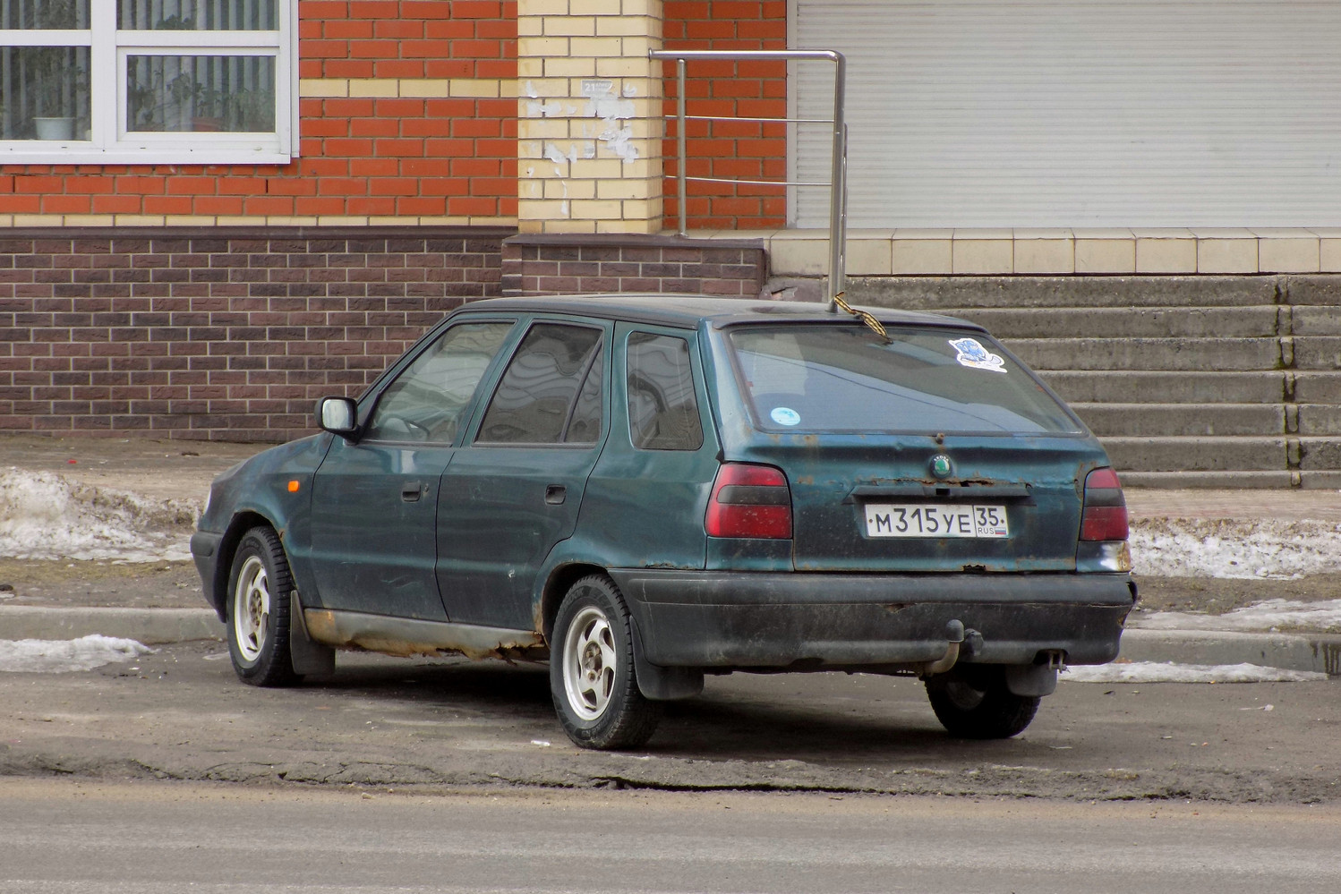 Вологодская область, № М 315 УЕ 35 — Škoda Felicia (Typ 781, 791) '94-01