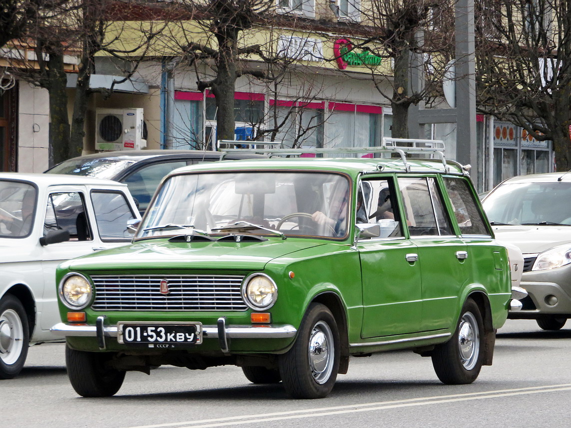 Кировская область, № У 534 КО 43 — ВАЗ-2102 Жигули '71-86; Кировская область — Выставка ретро-автомобилей в Кирове в честь Дня Победы 9 мая 2025 года