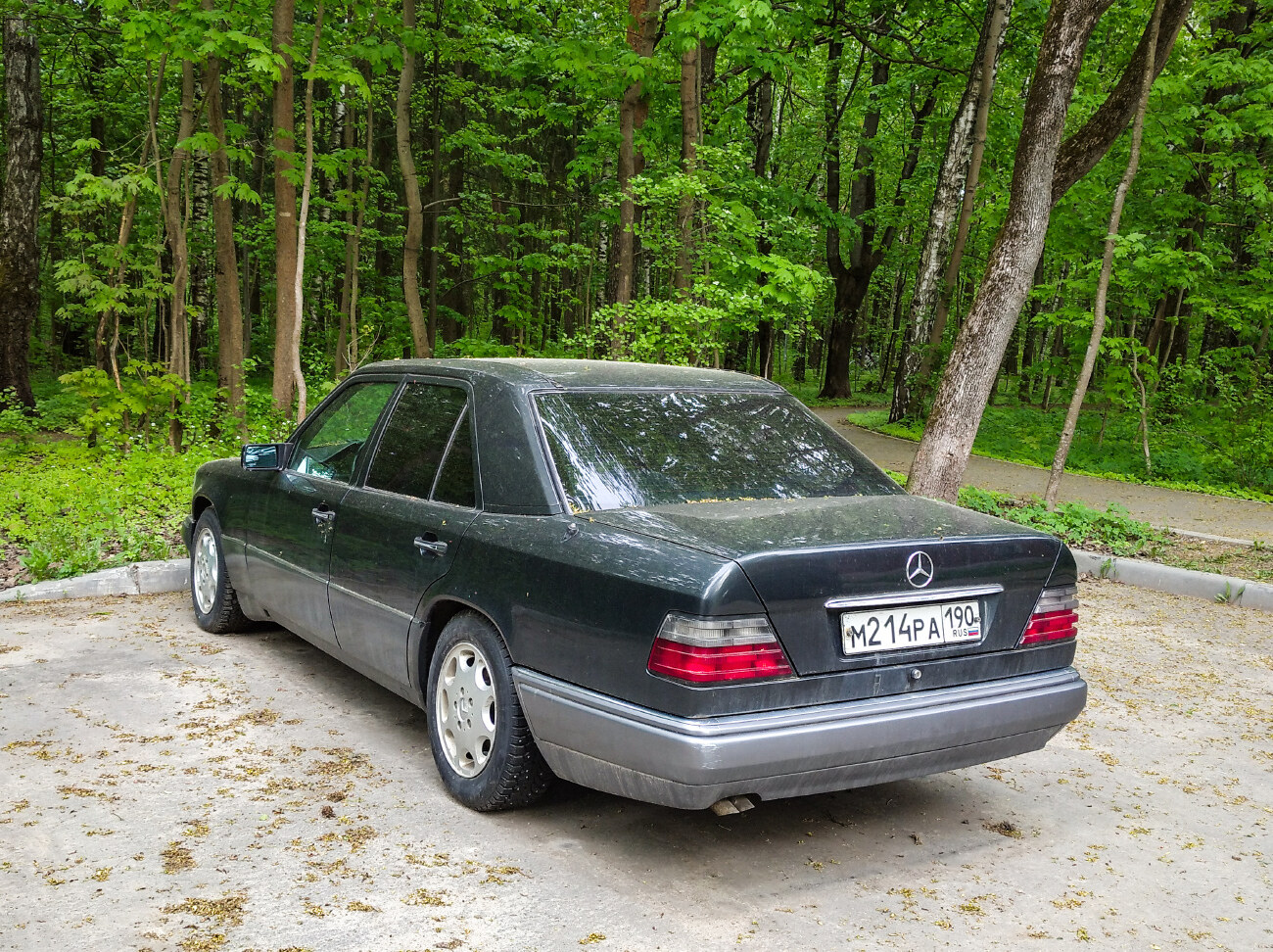 Московская область, № М 214 РА 190 — Mercedes-Benz (W124) '84-96