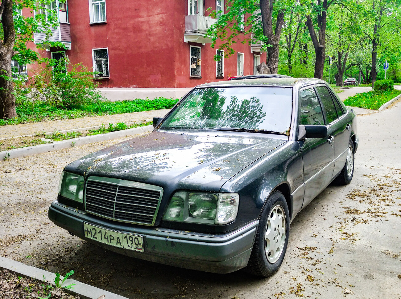 Московская область, № М 214 РА 190 — Mercedes-Benz (W124) '84-96