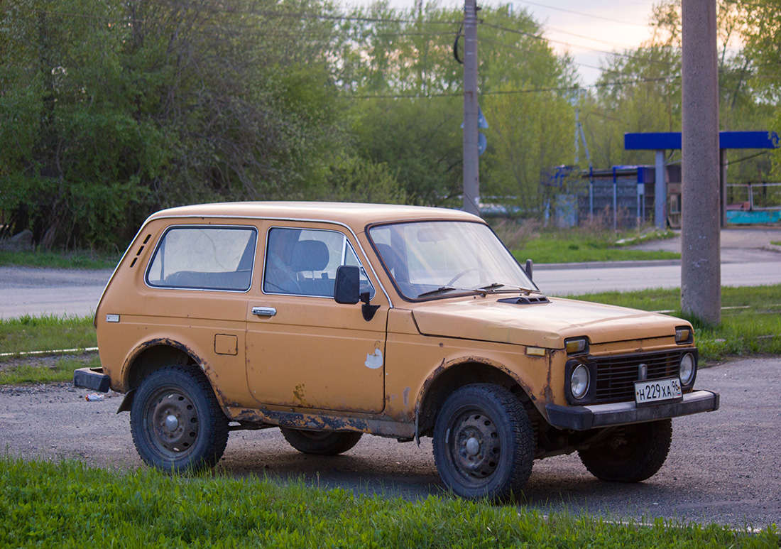 Свердловская область, № Н 229 ХА 96 — ВАЗ-2121 Нива '77-94