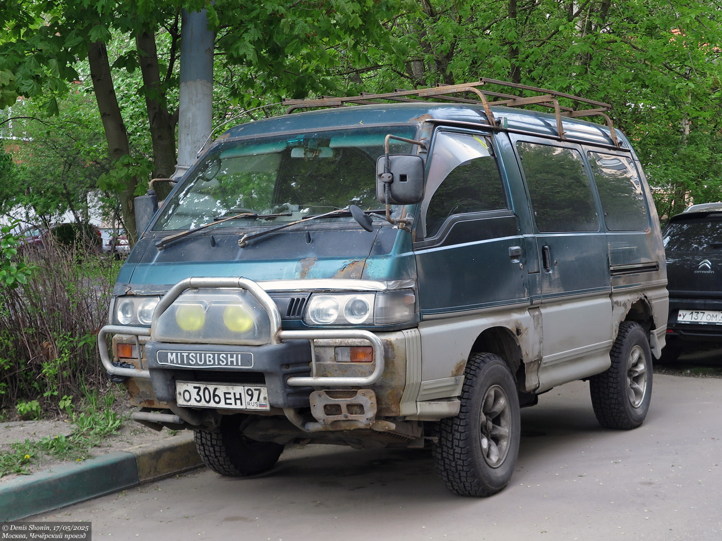 Москва, № О 306 ЕН 97 — Mitsubishi Delica (3G) '86-99