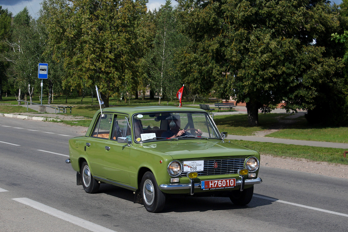 Литва, № H76010 — ВАЗ-2101 Жигули '70-83; Литва — Nesenstanti klasika 2024