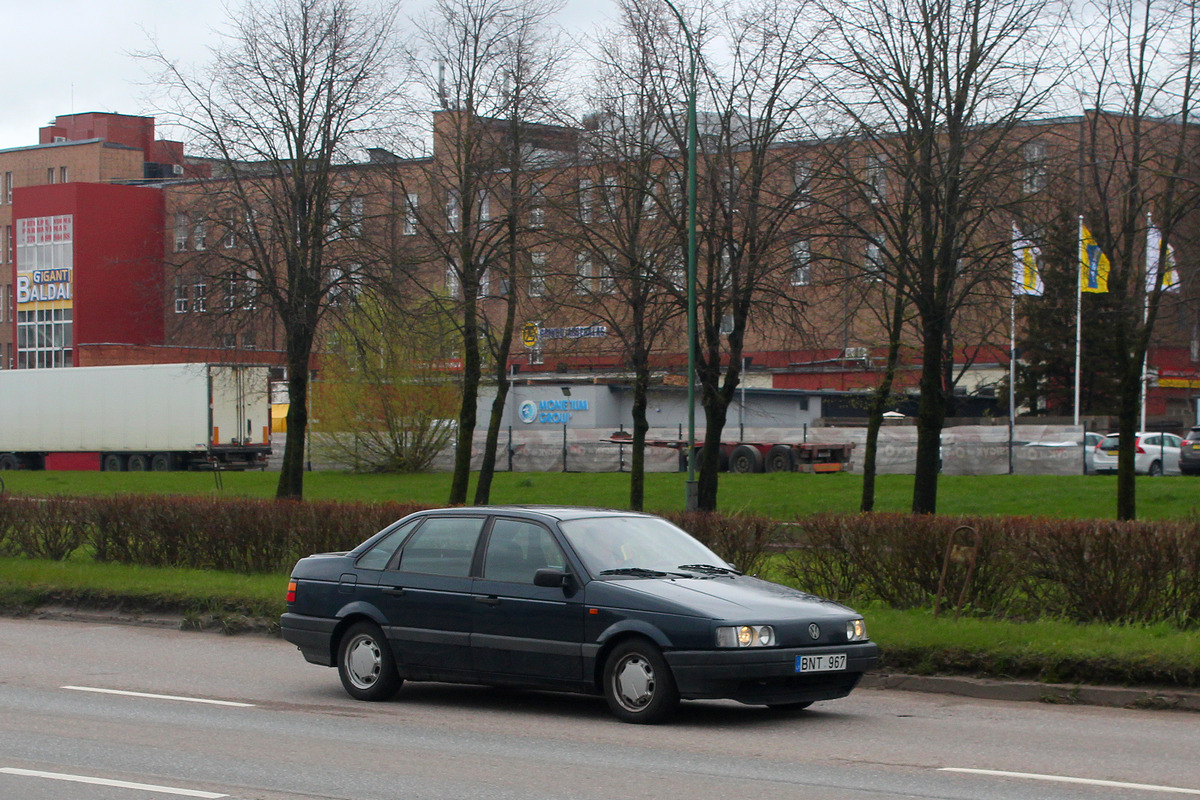 Литва, № BNT 967 — Volkswagen Passat (B3) '88-93