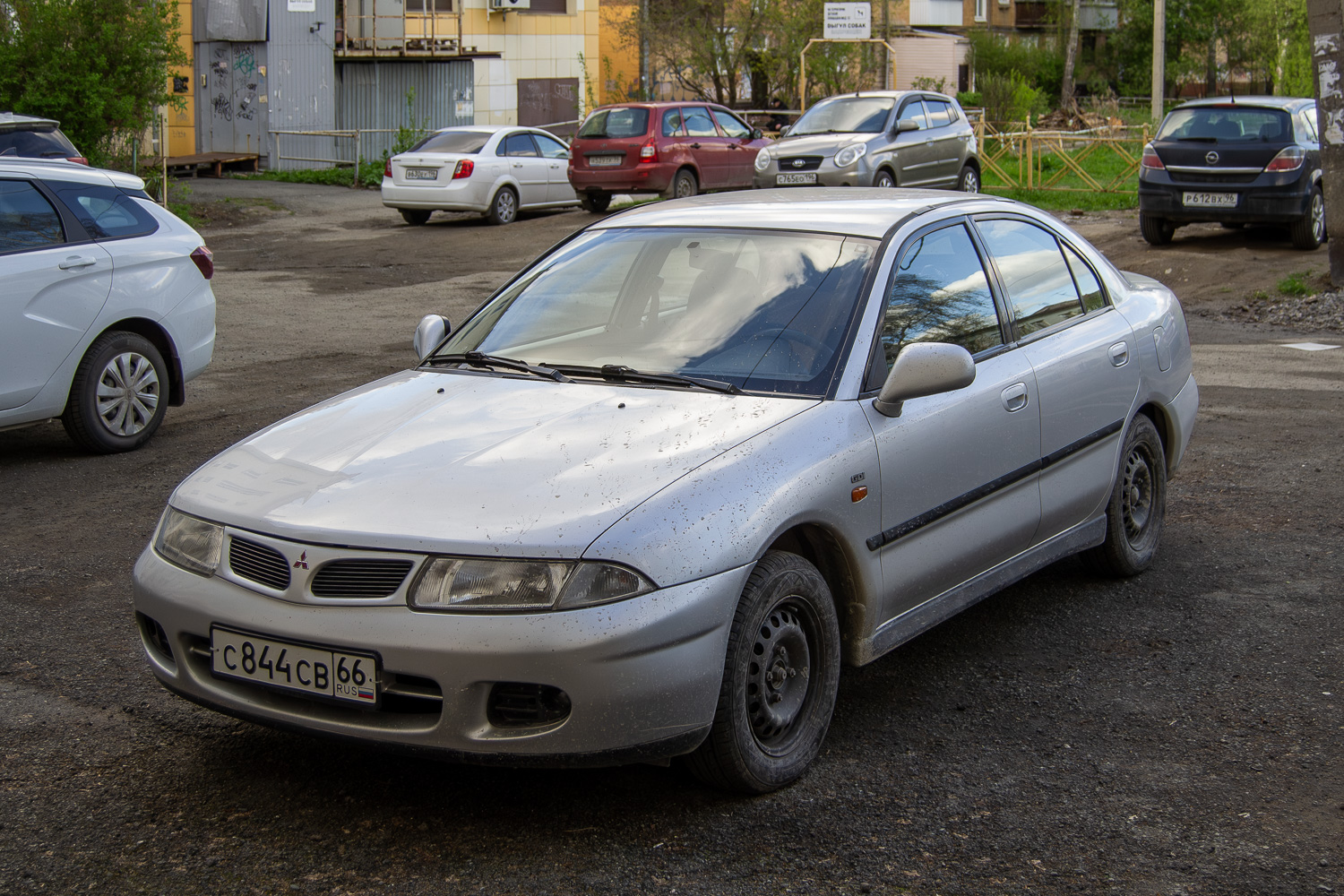 Свердловская область, № С 844 СВ 66 — Mitsubishi Carisma '95-99