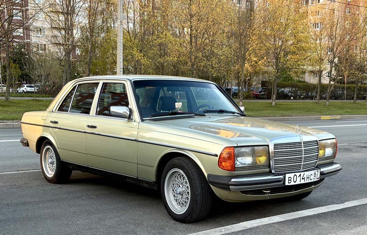 Санкт-Петербург, № В 014 НС 67 — Mercedes-Benz (W123) '76-86; Смоленская область — Вне региона