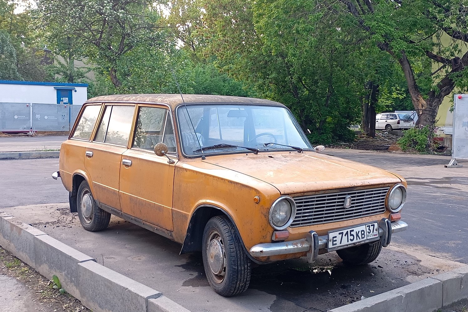 Ивановская область, № Е 715 КВ 37 — ВАЗ-2102 Жигули '71-86