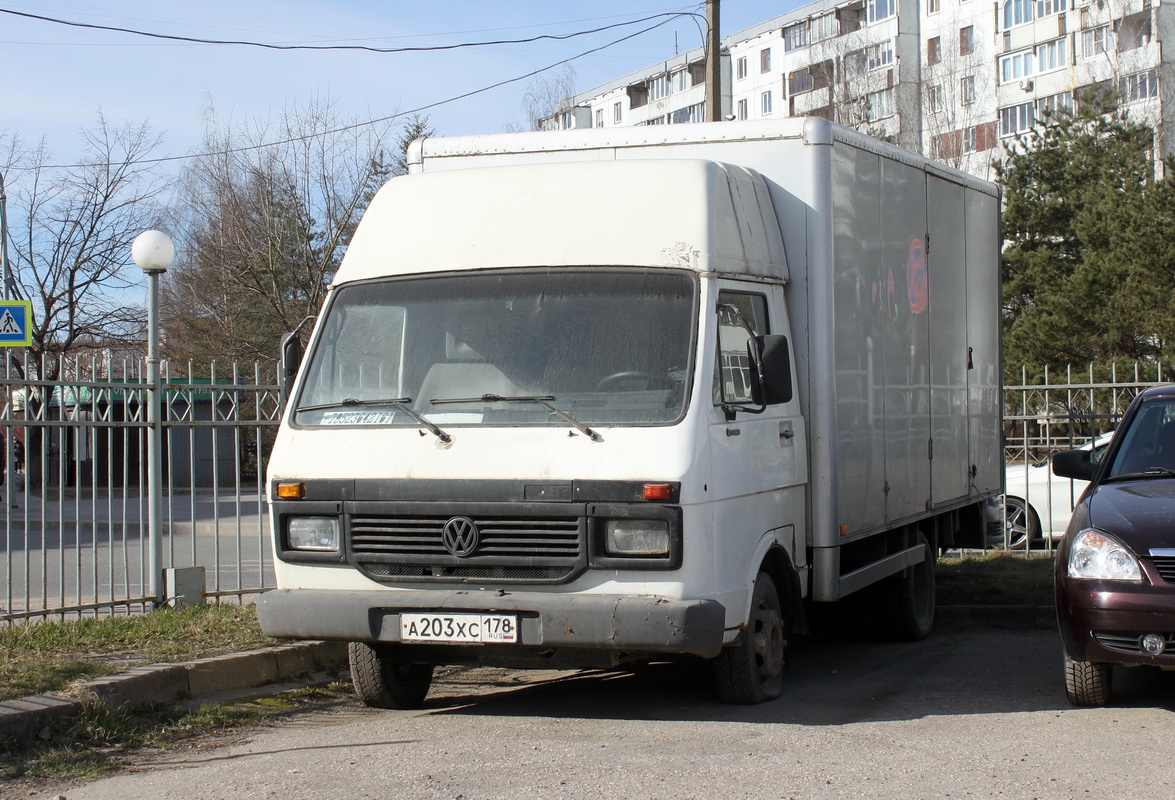 Псковская область, № А 203 ХС 178 — Volkswagen LT Pritschenwagen '75-96