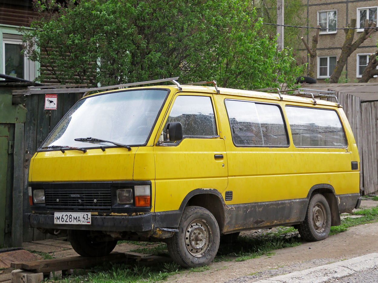 Кировская область, № М 628 МА 43 — Toyota Hiace (H50/H60/H70) '82-89